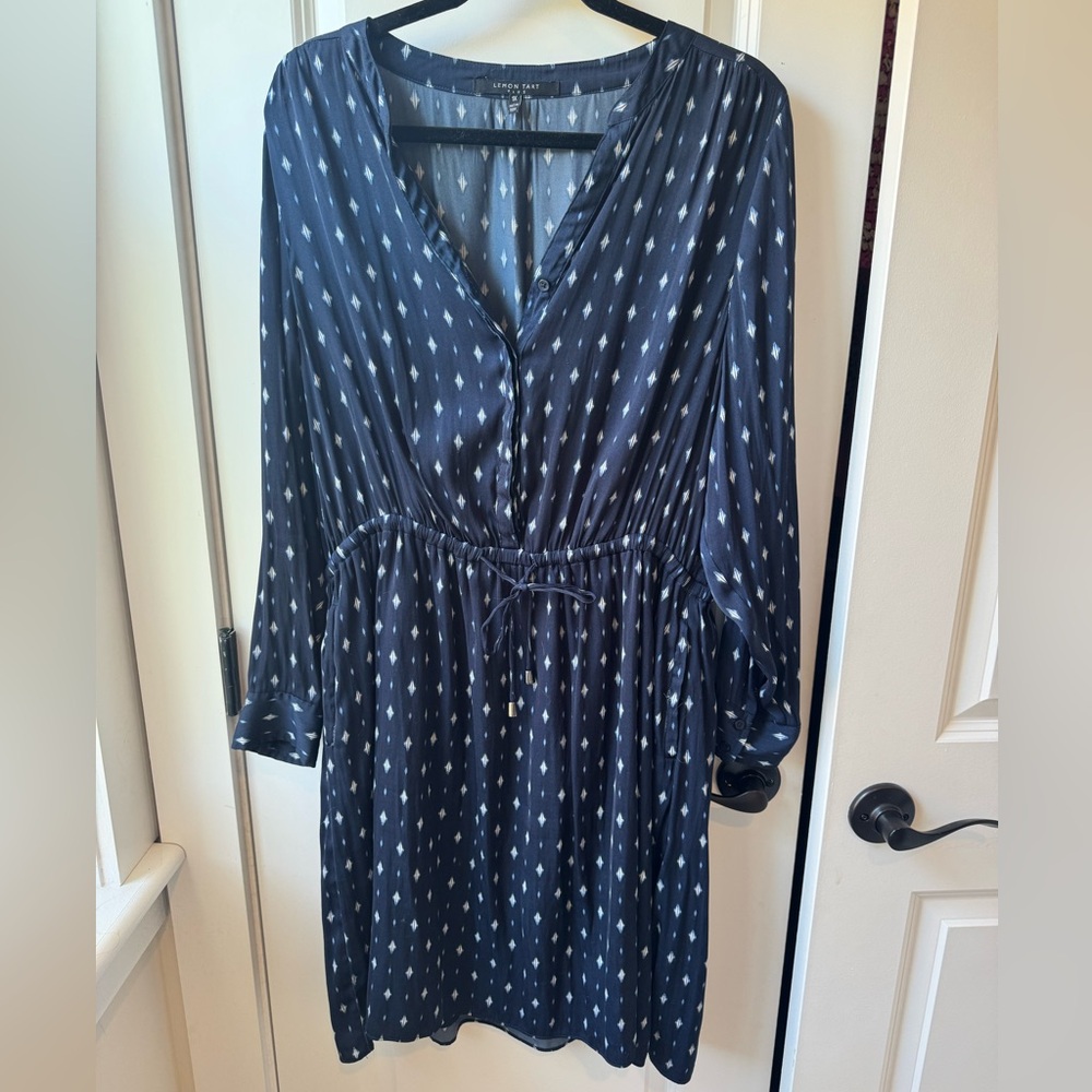 Elegant Navy Blue Patterned Dress